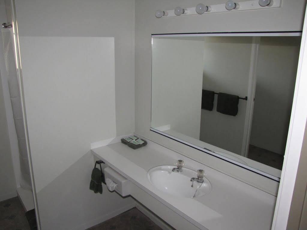 Pembrooke Motor Lodge Whangarei Zewnętrze zdjęcie